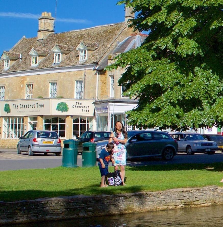 Chestnut Bed And Breakfast Bourton-on-the-Water Exterior foto