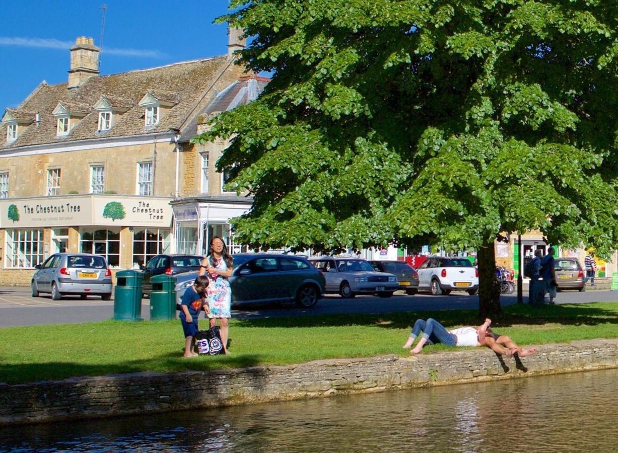 Chestnut Bed And Breakfast Bourton-on-the-Water Exterior foto